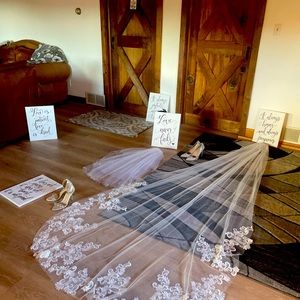 Wedding veil cathedral & scalloped flower sequin beaded edge& heels